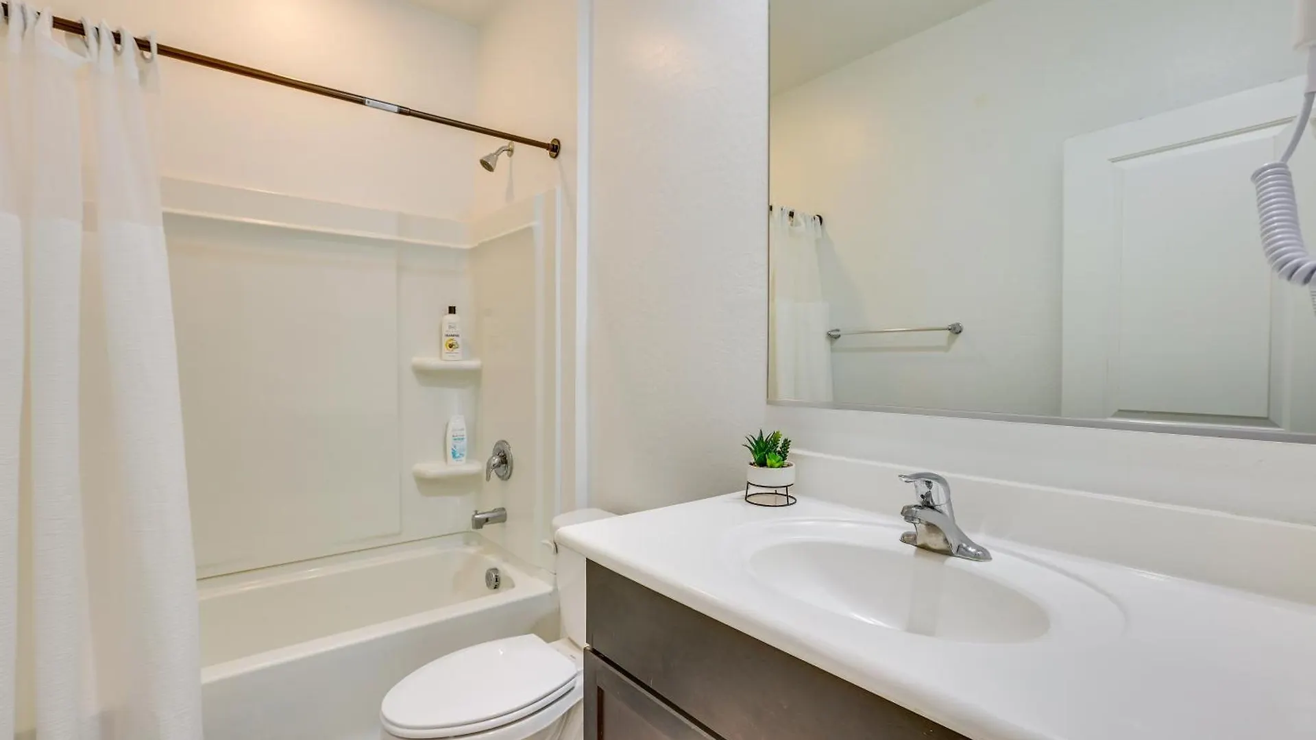 10 Mi To Dtwn Phoenix Chic Family Home